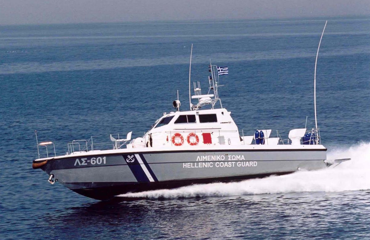 Κρήτη: Σκάφος με μετανάστες εξέπεμψε SOS – Μεταφέρονται στον Πειραιά